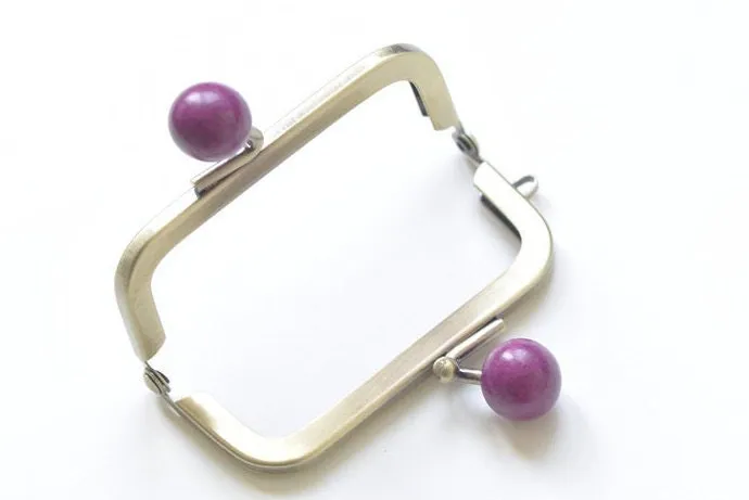 Bronze Purse Frame With Wood Kisslock Glue-In Style 8cm x 3.5cm (3" x 1 1/3")
