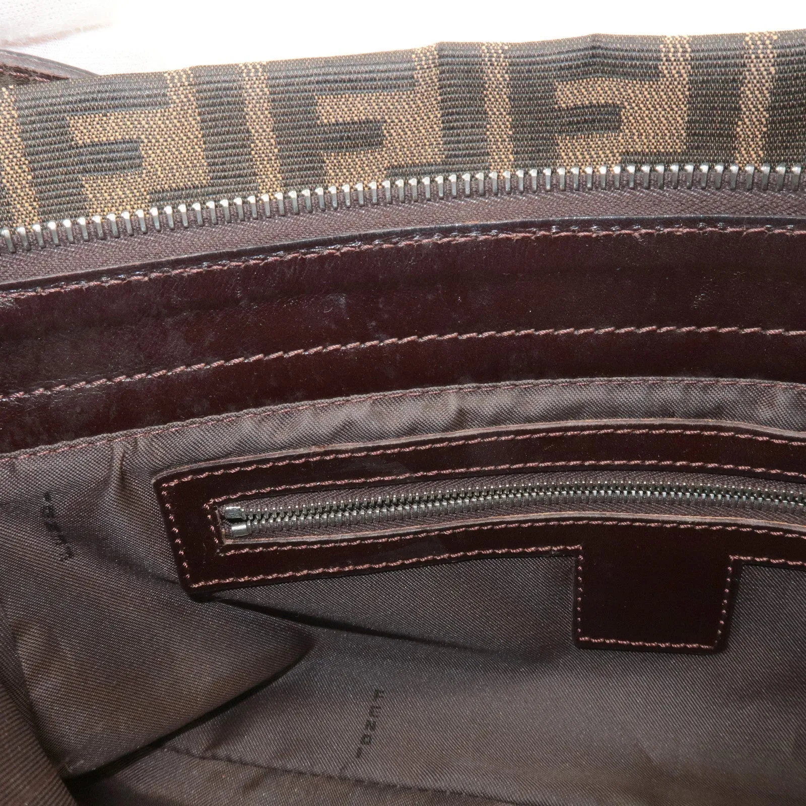 FENDI Zucca Canvas Leather Shoulder Bag Brown Black 26566