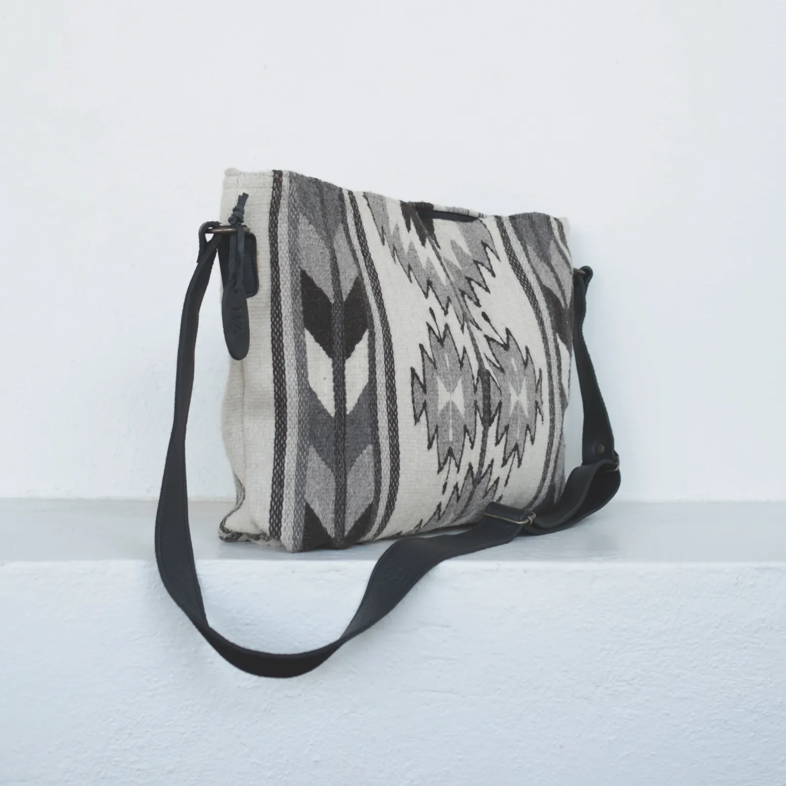 Hermila Shoulder Bag